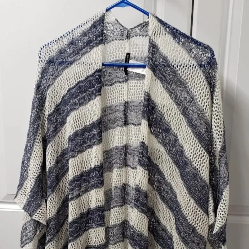 Maurices Women's Wrap Size: One Size Open Front